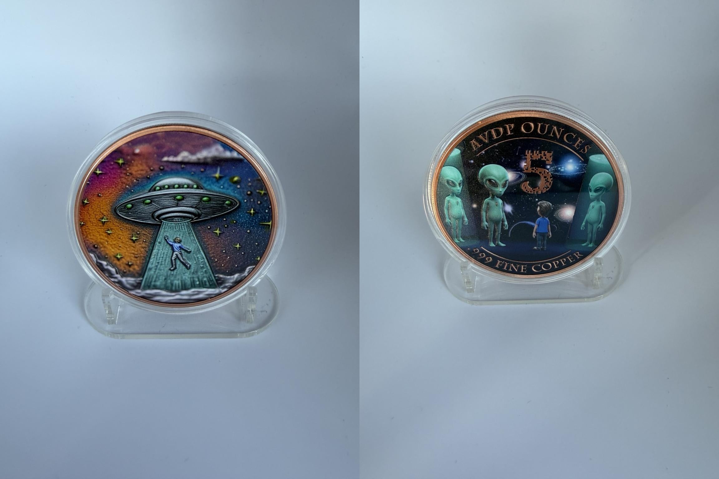 5 oz Kupfermünze UFO / Alien - Color Edition.999 Fine Copper