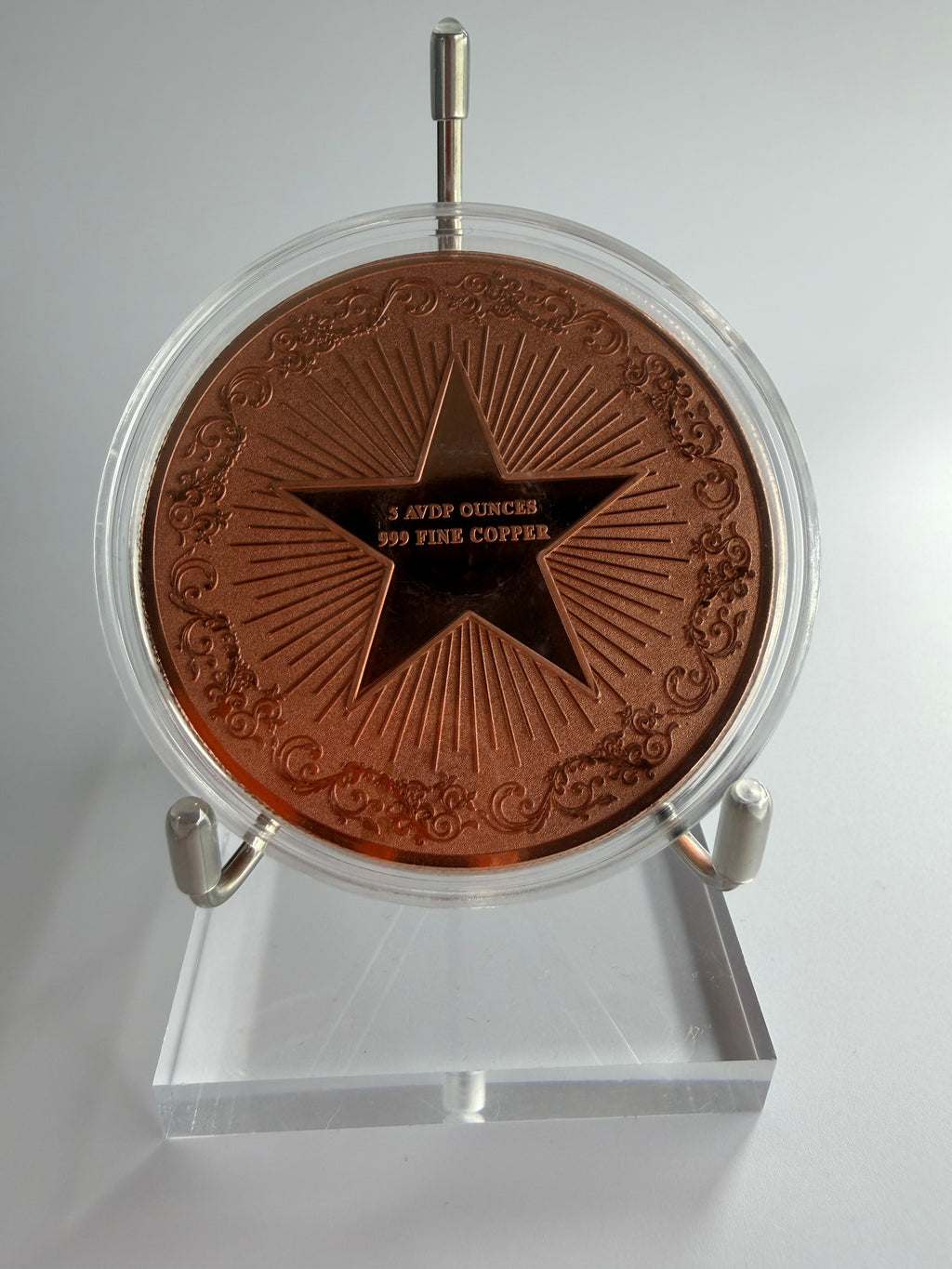 5 oz Kupfermünze „Wolf im Mondlicht“ – Sammlerstück mit Farbmotiv